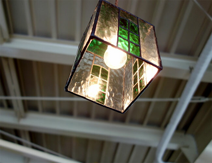 ペンダントランプ『イーエ GN』 ステンドグラス　ペンダントライト  天井照明 LED電球対応　(※引掛けシーリングにて取付可能です)