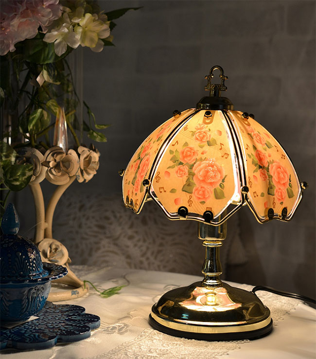 テーブルランプ　ローズ　Sサイズ　タッチセンサー式（明るさ３段階）　薔薇　ゴールド