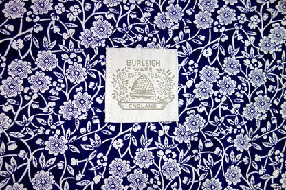 Burleigh バーレイ社　Blue Calico ブルーキャリコ　エプロン（アジャスター付き） キッチン用品　キッチンファブリック　花柄　おしゃれ