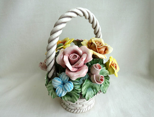 イタリア製　陶器　陶花　薔薇　ミックスローズ　インテリア置物　装飾品　ディスプレイ　アンティーク風　輸入雑貨　 ハンドメイド　ハンドペイント