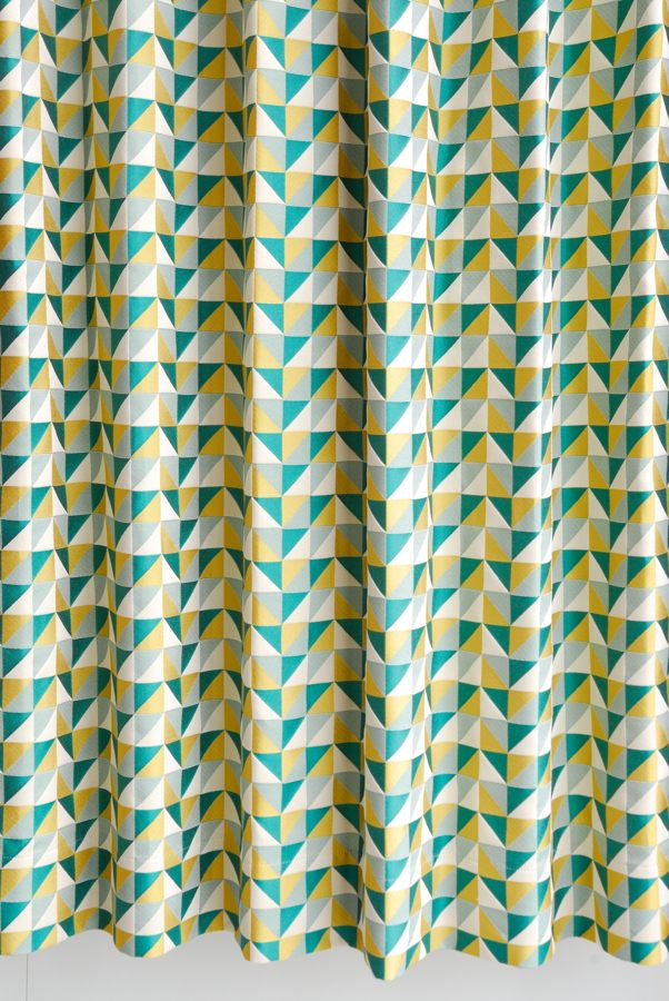 オーダーカーテン(ドレープ) フランス製「トライアングルGR」 三角　グリーン/イエロー　ヨーロッパ　ドット柄　共布タッセル付き　インポートカーテン
