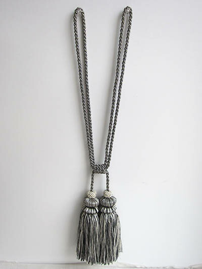 ドイツ製　ゲルスター社　カーテンタッセル 2本房　白黒