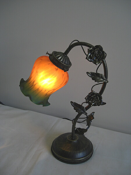 アンティーク風　タッチランプ1灯　フラワー　グリーン タッチセンサー（明るさ３段階）