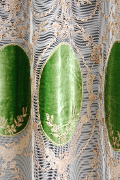 輸入オーダーカーテン(レース)　最高級　フランス製レースカーテン　チュール＆ベルベット グリーン