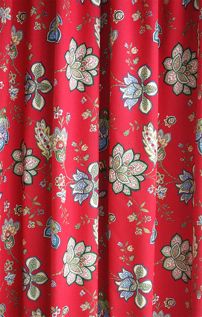 オーダーカーテン(ドレープ) スペイン製　花柄「モガンボRED」ヨーロッパ　遮光3級　レッド　 共布タッセル付き　インポートカーテン