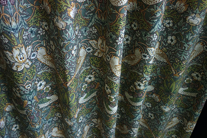 オーダーカーテン(ドレープ) スペイン製　ヴィバルディ　GR(緑色)　鳥柄 『ウィリアムモリスデザイン　いちご泥棒』グリーン 　共布タッセル付き　インポートカーテン