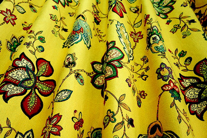 オーダーカーテン(ドレープ) スペイン製　花柄「モガンボYE」 ヨーロッパ　遮光3級　イエロー　 共布タッセル付き　インポートカーテン