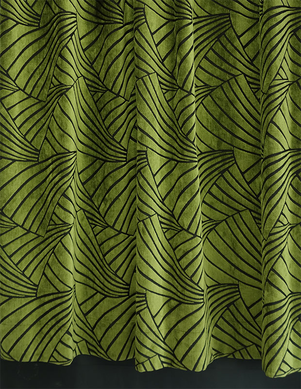 オーダーカーテン(ドレープ) スペイン製 遮光1級 「フランクリン」　イチョウ柄　グリーン　生地極厚　 共布タッセル付き　インポートカーテン