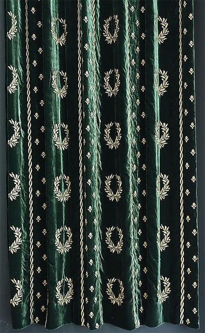 オーダーカーテン(ドレープ) フランス製　最高級ベルベット生地　グリーン「ローリエGR」 金糸刺繍　袋織　ヨーロッパ　ドット柄　共布タッセル付き　インポートカーテン