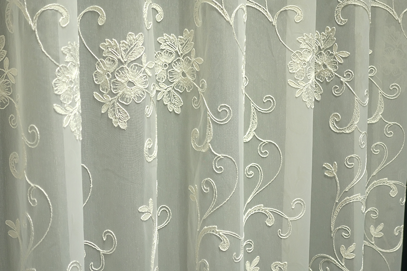 輸入オーダーカーテン(レース)　高級 トルコ製 『シルヴィア』ステッチ裾柄レースカーテン