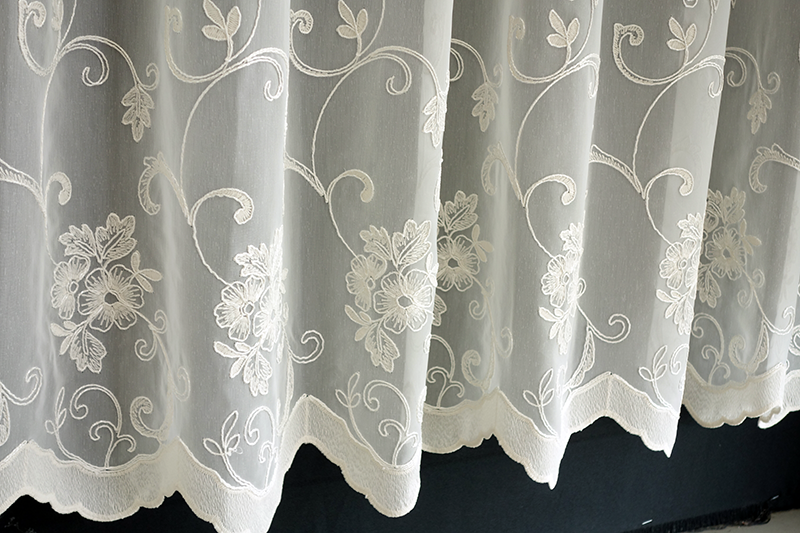 輸入オーダーカーテン(レース)　高級 トルコ製 『シルヴィア』ステッチ裾柄レースカーテン