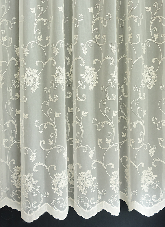 輸入オーダーカーテン(レース)　高級 トルコ製 『シルヴィア』ステッチ裾柄レースカーテン